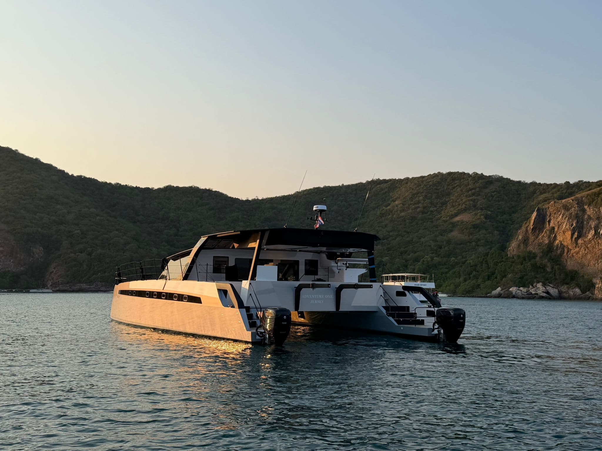 AY60 Aft Three-Quarter