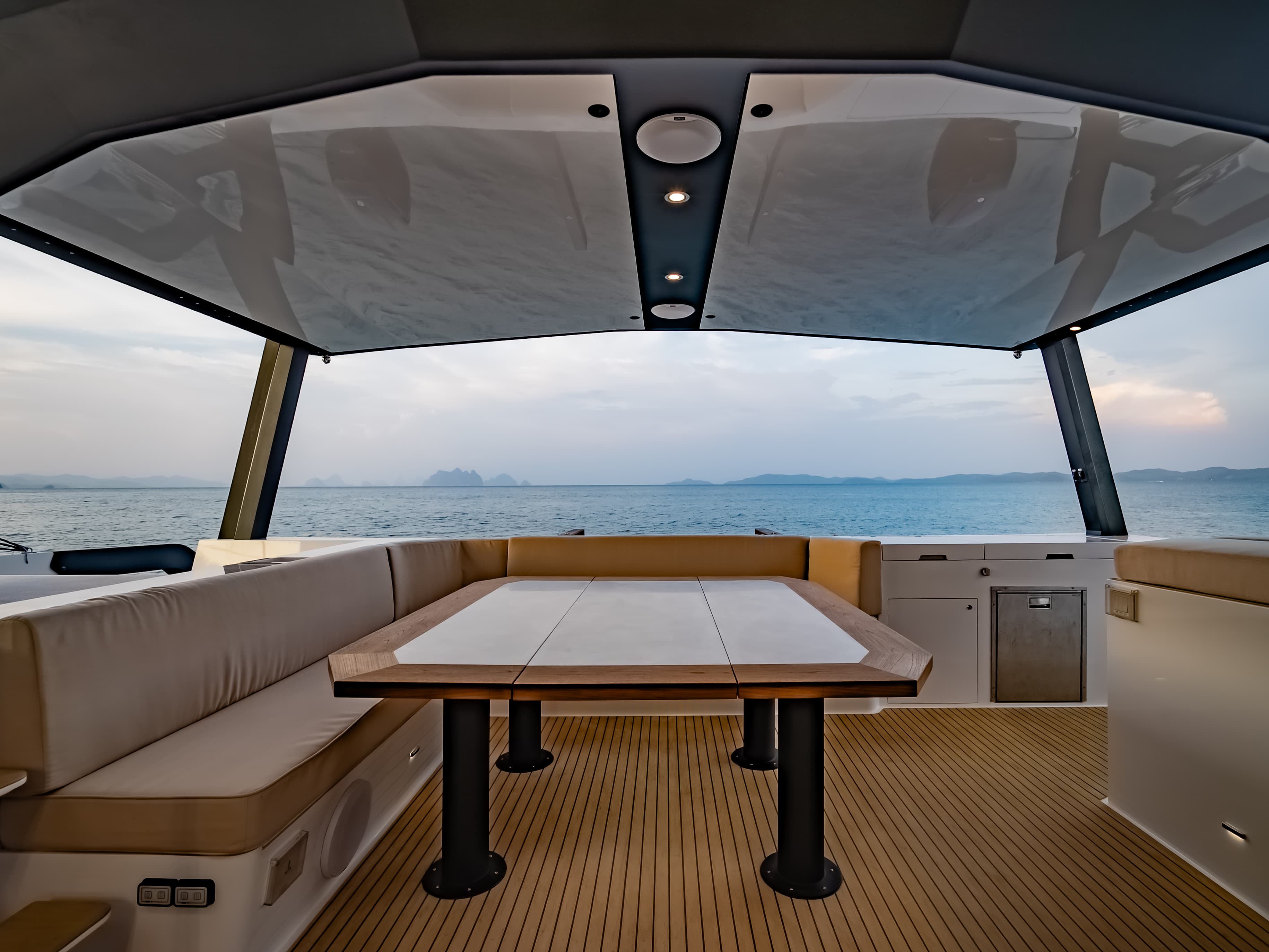 AY60 Aft Cockpit Lounge and Dining